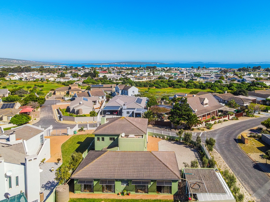 3 Bedroom Property for Sale in Country Club Western Cape